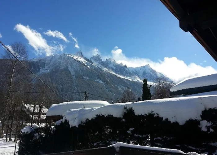 Les Lupins Alpstuga *